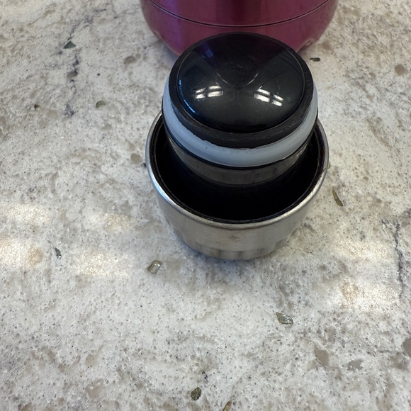 Gym and Tonic Insulated water Bottle - Picture 5 of 7